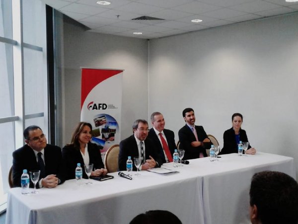 AFD reduce tasas de interés de préstamos para el 2020