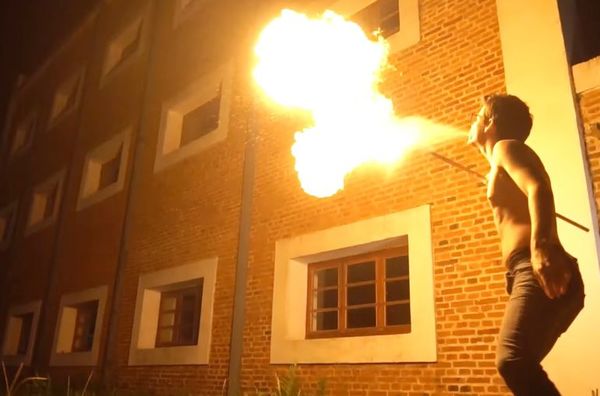 “Fuego sobre el agua”, teatro en el río Paraná - Artes y Espectáculos - ABC Color