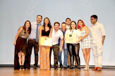 Corto de Villa Florida triunfa en Festival Sombras