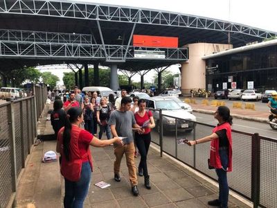 Desde ayer rige aumento de cota de compra a 500 dólares