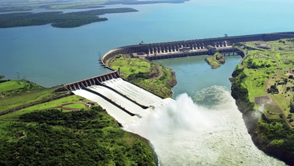 Itaipu: Se concretó Gs. 600.000 millones de inversión en obras viales