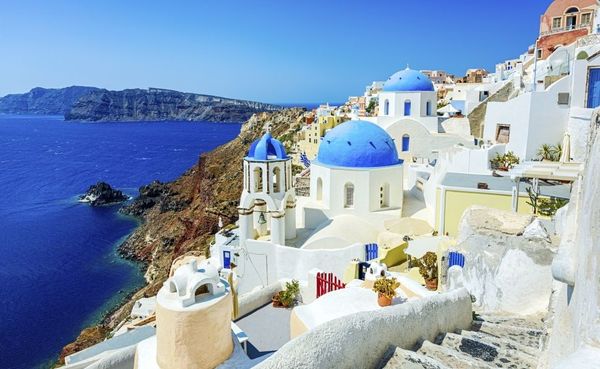 Un paraíso teñido de blanco y azul