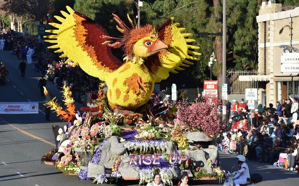 Latinos estelarizan el Desfile de las Rosas como muestra de su éxito en EE.UU.  - Cultura - ABC Color
