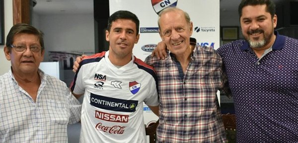 Julián regresa a la Academia | Noticias Paraguay