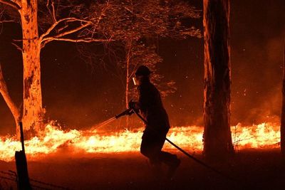 Australia ordena la evacuación de ciudades antes de una ola de calor