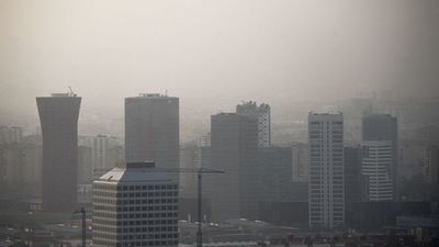 Barcelona prohíbe casi totalmente la circulación de vehículos contaminantes » Ñanduti