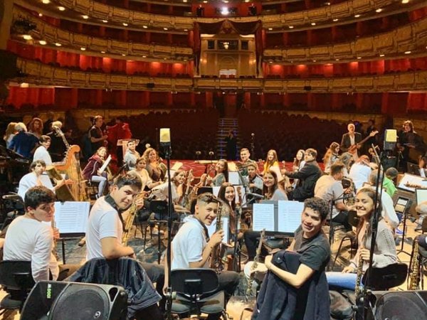 Orquesta de Cateura se presenta ante reina Sofía con entradas agotadas