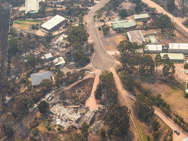 Australia ordena más evacuaciones por incendios que ya han causado 17 muertos