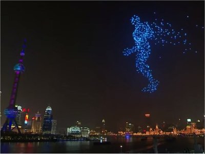 Drones sustituyeron a fuegos artificiales en China