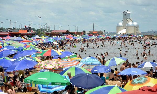 “El paraguayo se resiste un poquitito todavía a pasar vacaciones en su propio país”, dicen en la Asociación Hotelera de Itapúa - A La Gran 7-30 - ABC Color