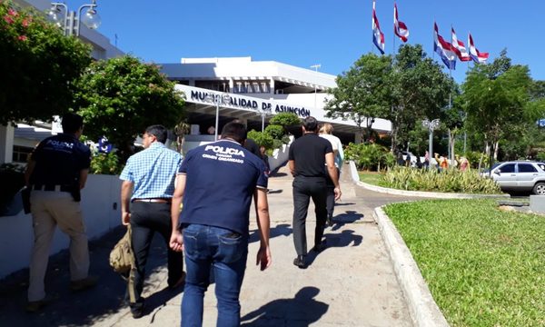Fiscalía y Contraloría intercambian datos para avanzar en la investigación