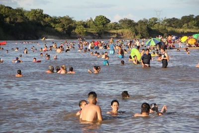 Playa Paraíso, una de las opciones para el turismo interno - Nacionales - ABC Color