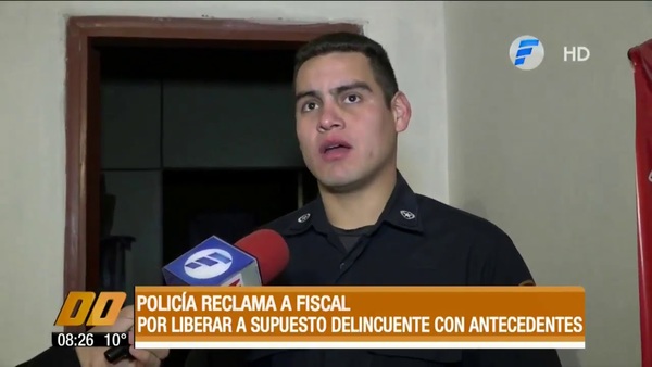 Liberación de joven con antecedente genera cruce entre policía y fiscal