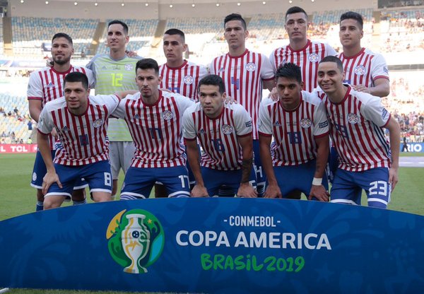Paraguay enfrenta a la Argentina en un juego que pude ser determinante