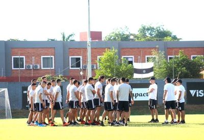 Pone a funcionar la maquinaria