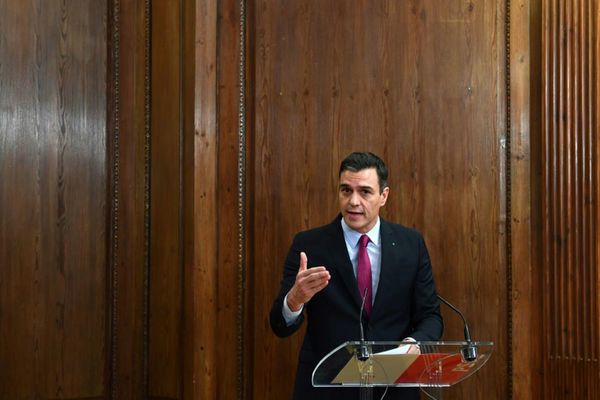 Sánchez espera la luz verde de independentistas