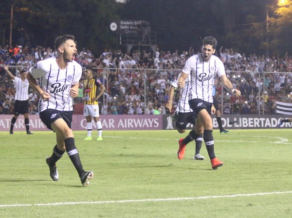Libertad debuta en Facebook ante Atlético Nacional