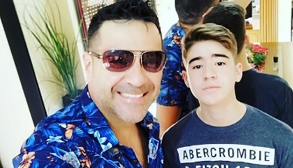 Roberto Pérez celebró con emoción los 15 años de su hijo