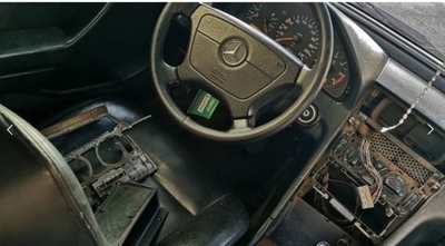 HOY / Detienen a menor por romper ventanilla y robar un autoradio