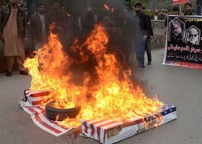 Irán clama venganza tras muerte de poderoso general en bombardeo de EE.UU. - Mundo - ABC Color