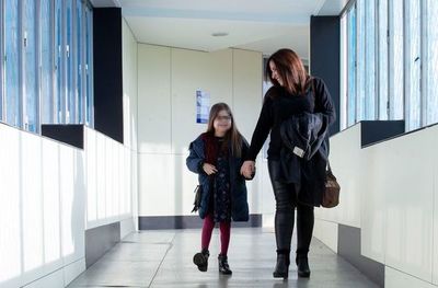 Una niña de diez años, primera persona triple trasplantada en España - Mundo - ABC Color