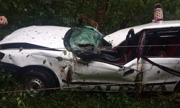 Cinco heridos en grave accidente sobre la Supercarretera