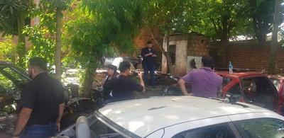 Recuperan dos camionetas robadas en Presidente Franco - ADN Paraguayo