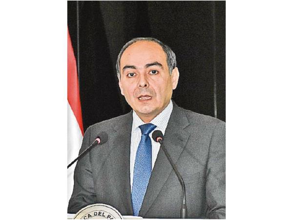 El canciller se toma una semana de vacaciones