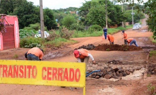 Ante súplicas de lugareños reparan el "Corredor Sur"