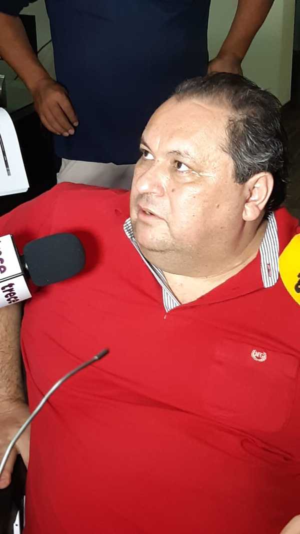Concejal de Caazapá: "¿Por qué no voy a tener armas?, soy discapacitado” » Ñanduti