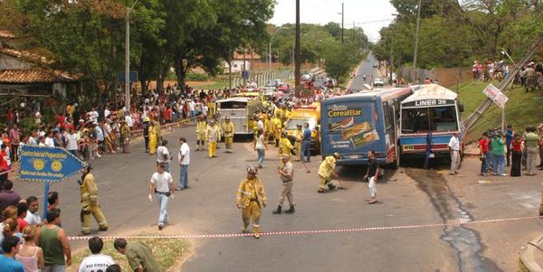 Indemnizarán a víctimas de accidente de tránsito en Lambaré - Nacionales - ABC Color