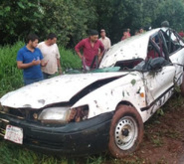 Grave accidente de tránsito deja 5 heridos - Paraguay.com