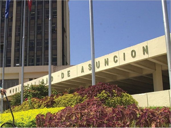 Demandas millonarias arriesgan un descalabro patrimonial en Asunción