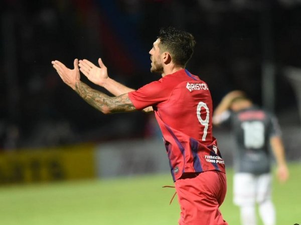 Cerro sigue ajustando el cinturón