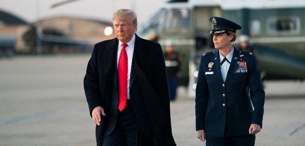 Trump amenaza con "golpear con fuerza" a Irán si toman venganza | Noticias Paraguay