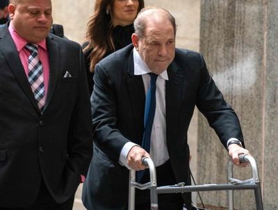 Weinstein dice que estaba “consumido” por su “búsqueda del éxito” - Gente - ABC Color