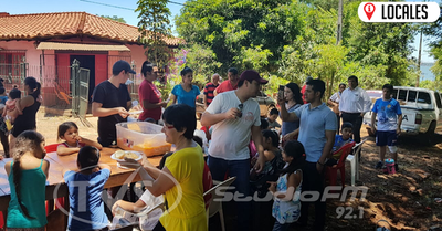 Noble gesto que genera alegría y sonrisa en los niños de los barrios de Encarnación