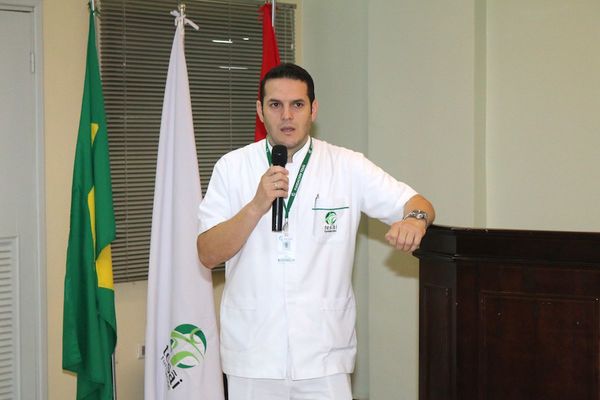 Tesãi socializó TIC en Enfermería durante un simposio internacional