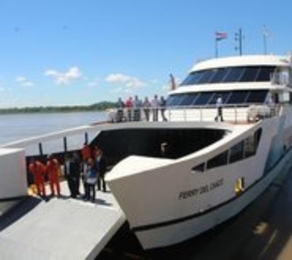 El Ferry del Chaco realizó su primer viaje abierto al público - Paraguay.com
