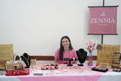 De perlas y accesorios nace su profesión