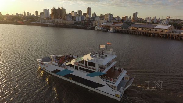 Ferry del Chaco operaría sábados tras éxito de primeros viajes