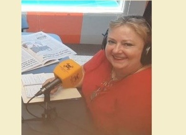 Pocos jóvenes y mujeres en la política paraguaya devalúa la democracia, afirma experta - ADN Paraguayo