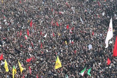 Marea humana en Teherán para rendir homenaje al general Soleimani - Mundo - ABC Color