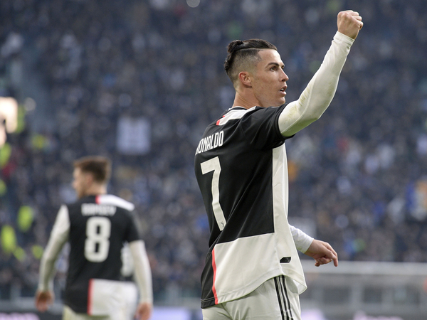 Triplete de Ronaldo en la victoria de la Juve