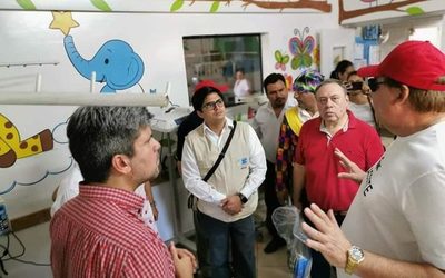 Llevan regalos a Hospitales de Alto Paraná