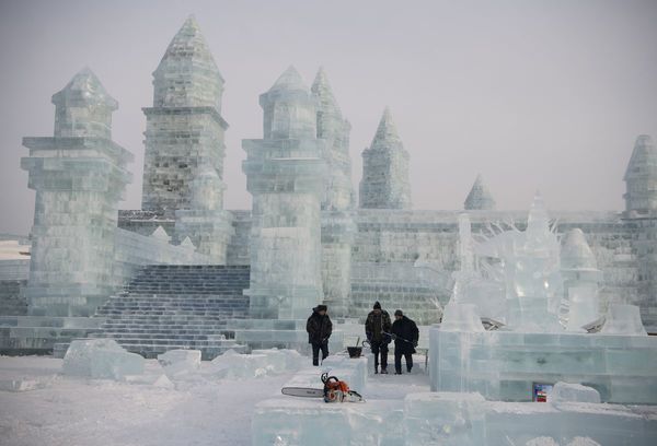 China celebra su famoso festival de hielo