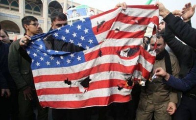 "Muerte a Estados Unidos", cantan diputados iraníes