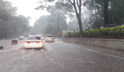 HOY / Tormenta causa estragos en Asunción: raudales, semáforos sin funcionar y árboles caídos