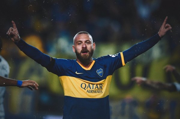 Daniele De Rossi se retira del fútbol