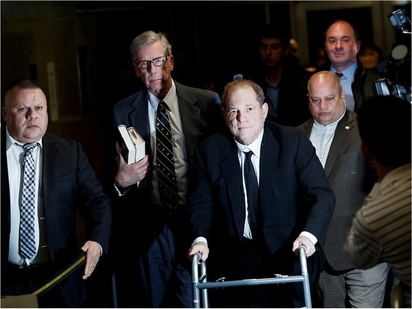 Se inició juicio contra Harvey Weinstein ante la protesta de feministas